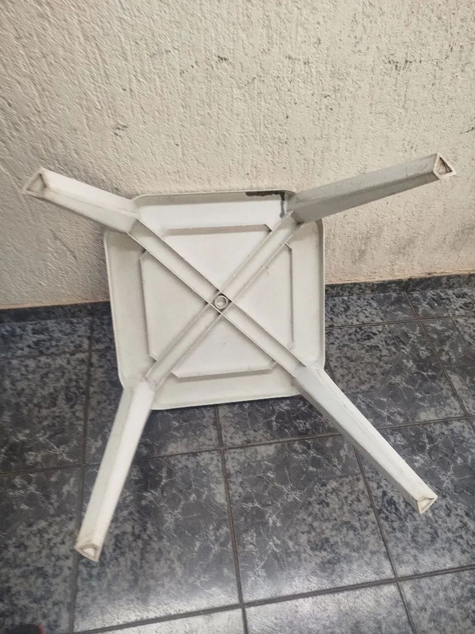 Mesa plástica marca Goiânia  - Foto 3