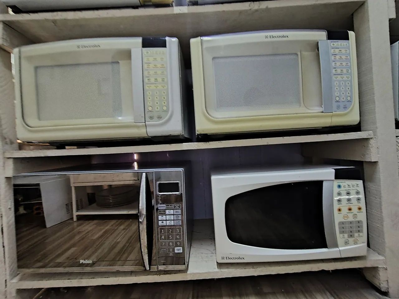 Microondas Electrolux 180,00 cada e Philco 200,00 - Foto 2