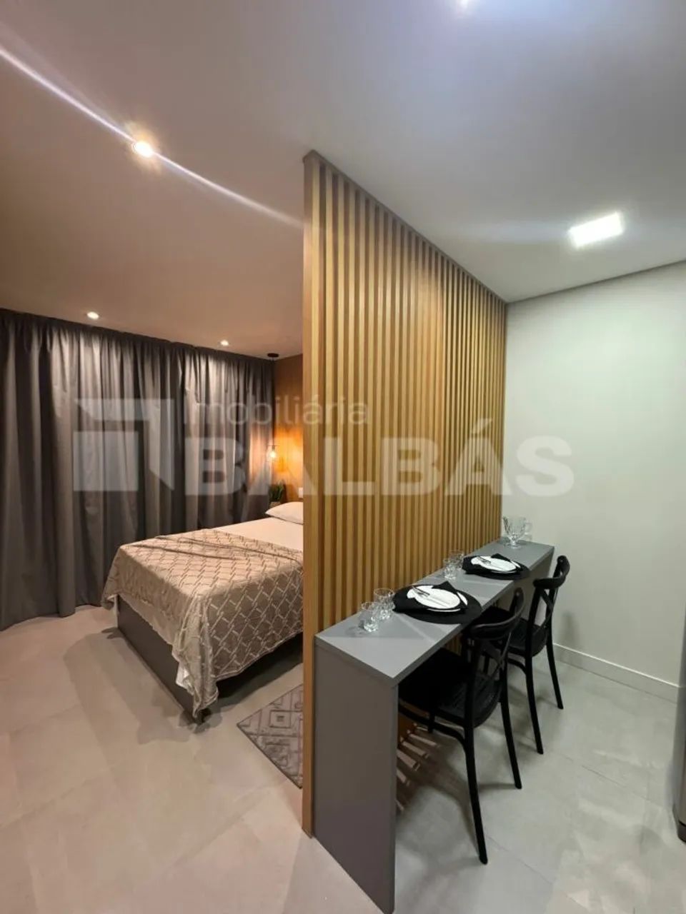 STUDIO TATUAPÉ - MOBILIADO - PRÓXIMO AO METRÔ - CONFORTO E PRATICIDADE! - Foto 2