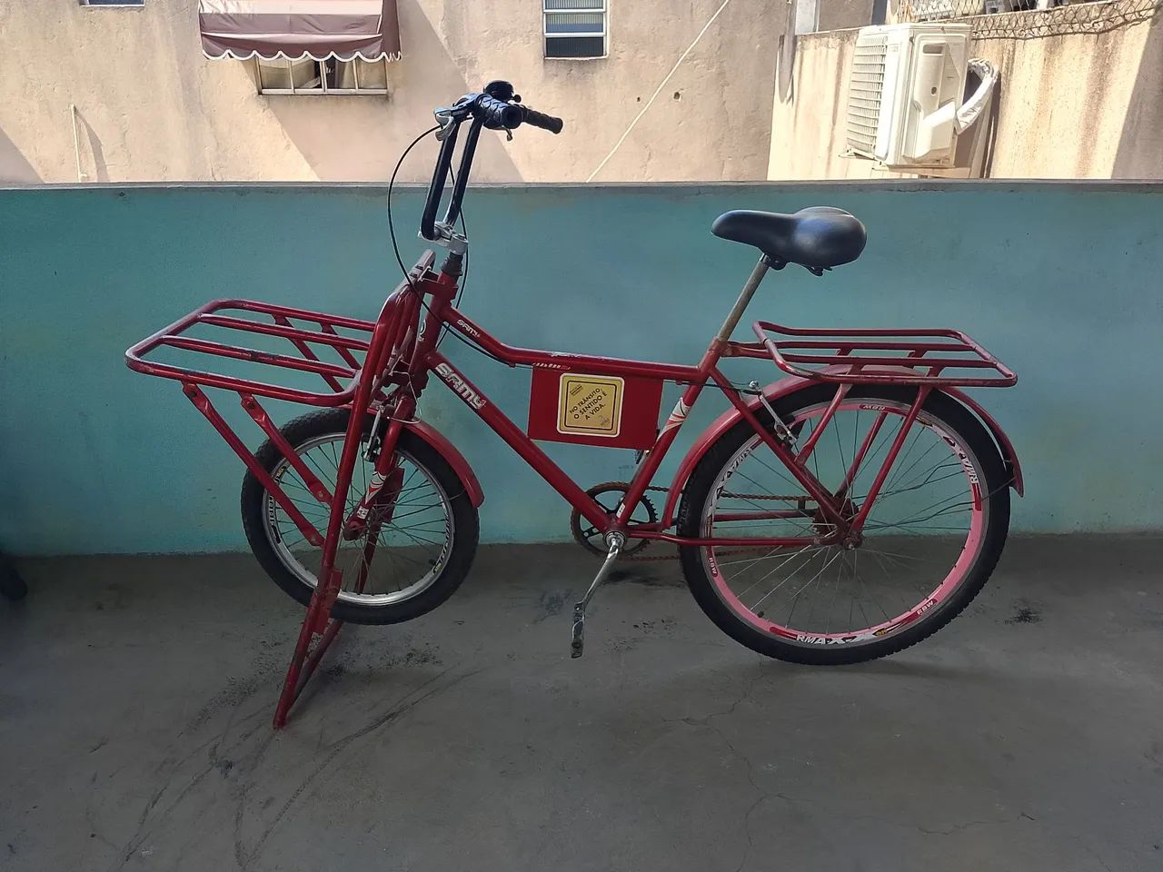 Bicicleta cargueira é só pegar e andar