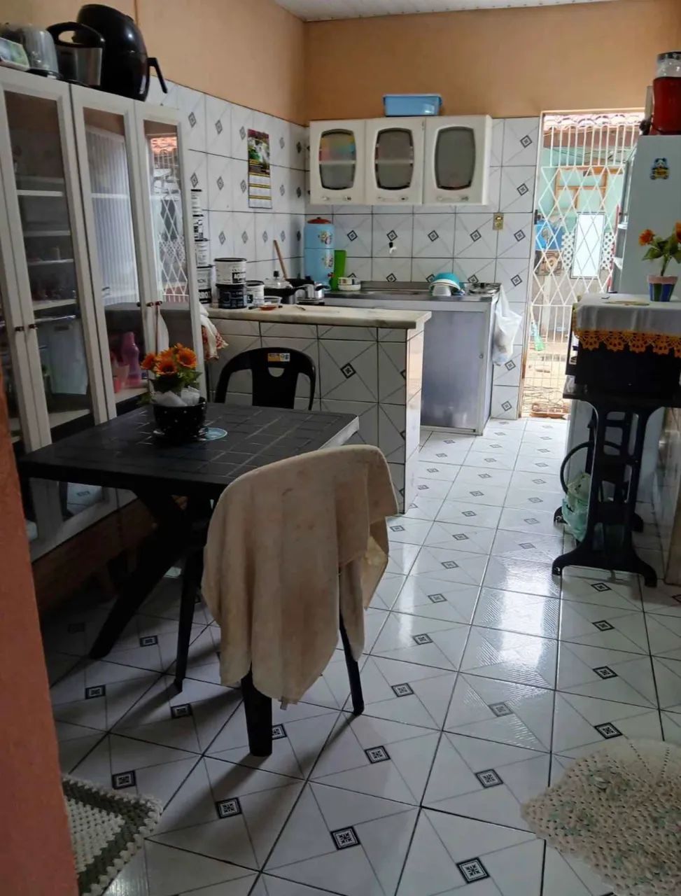 Vendo casa simples em Feu Rosa / Serra 