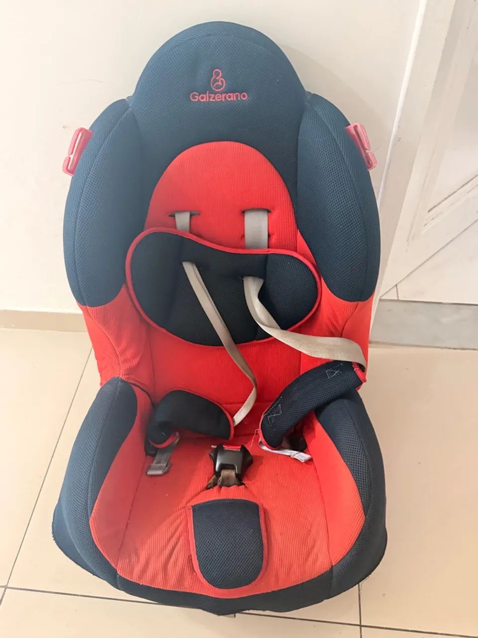Vendo Cadeira Galzerano