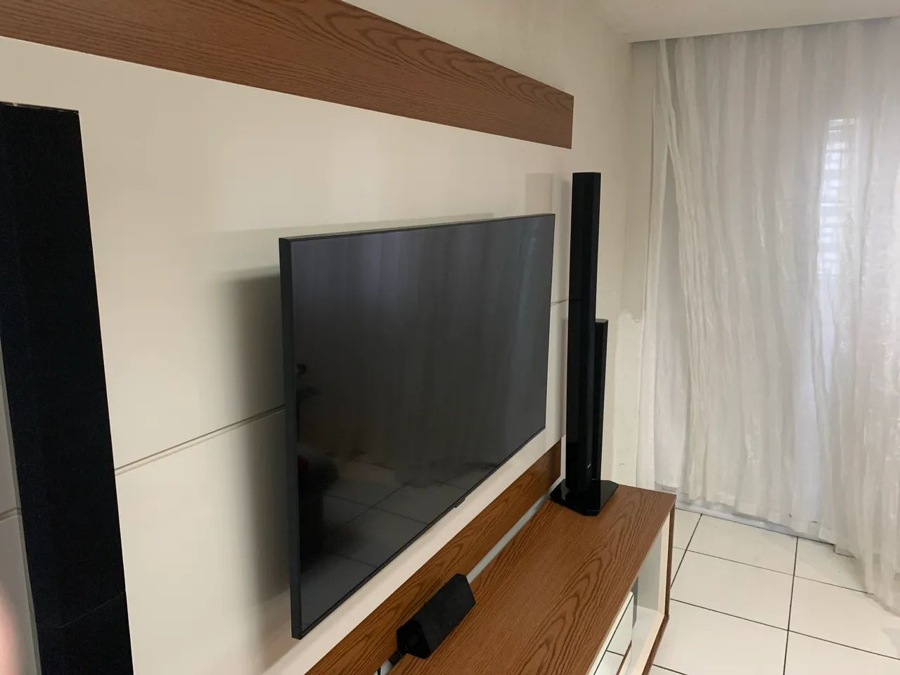Painel para TV (parte superior) 219 x 138 cm - Foto 2