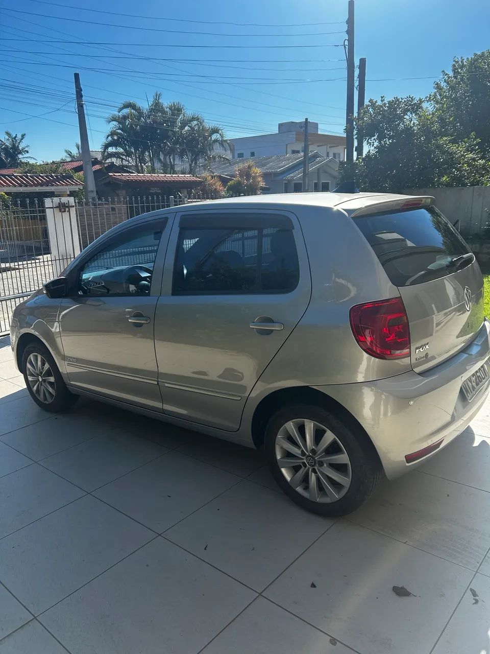 Volkswagen Fox 1.0 MI Total Flex 8V 5P 2012 - Foto 4