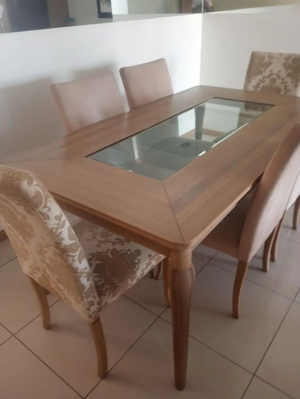 Mesa de jantar com 6 cadeiras65153864484354120