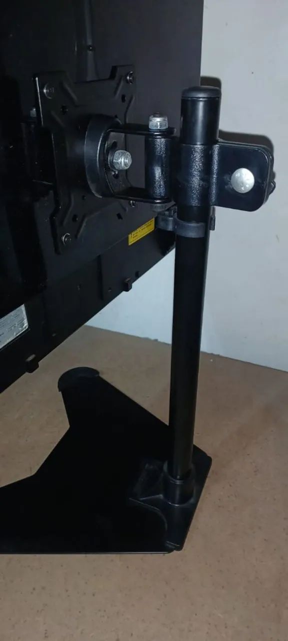Monitor Flatron LCD 22'' + Pedestal - Foto 5