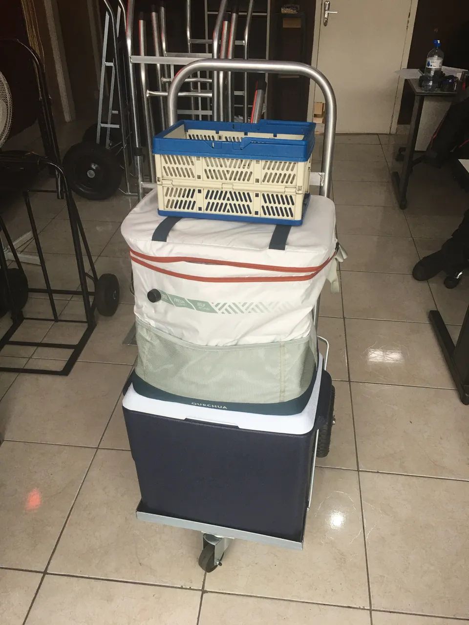 Carrinho venda porta em porta - roda PU - Foto 3
