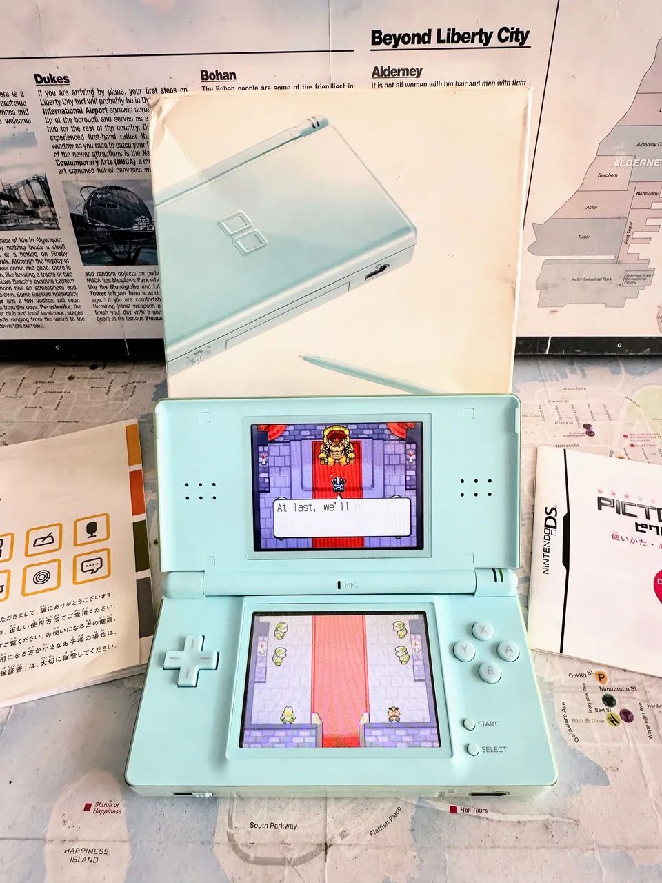 Nintendo DS Lite Ice Blue na caixa. - Foto 2