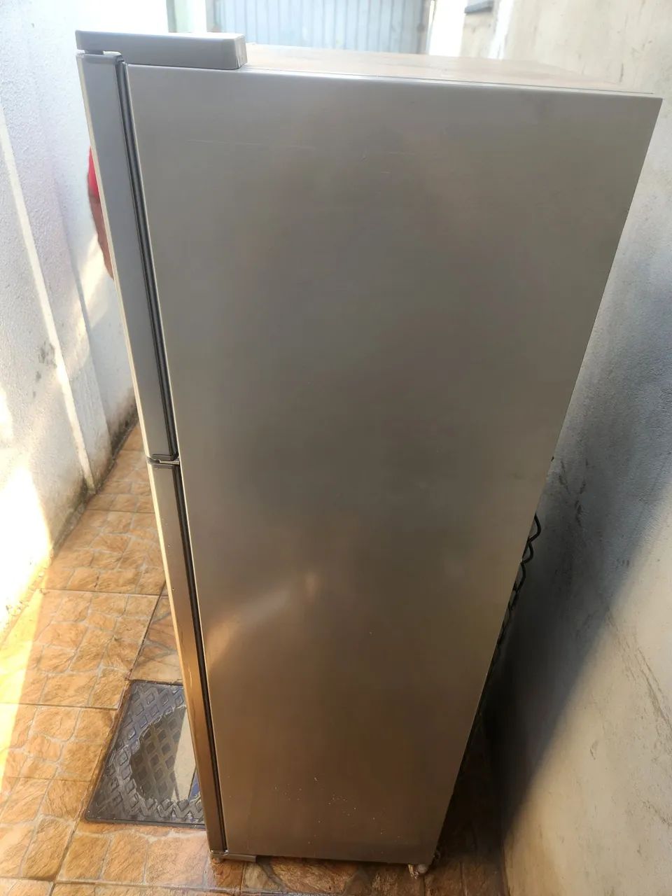 Geladeira com defeito  - Foto 5