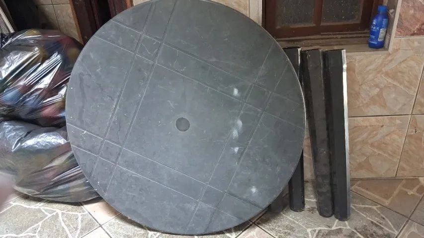 Mesa desmontável plástico preta 
