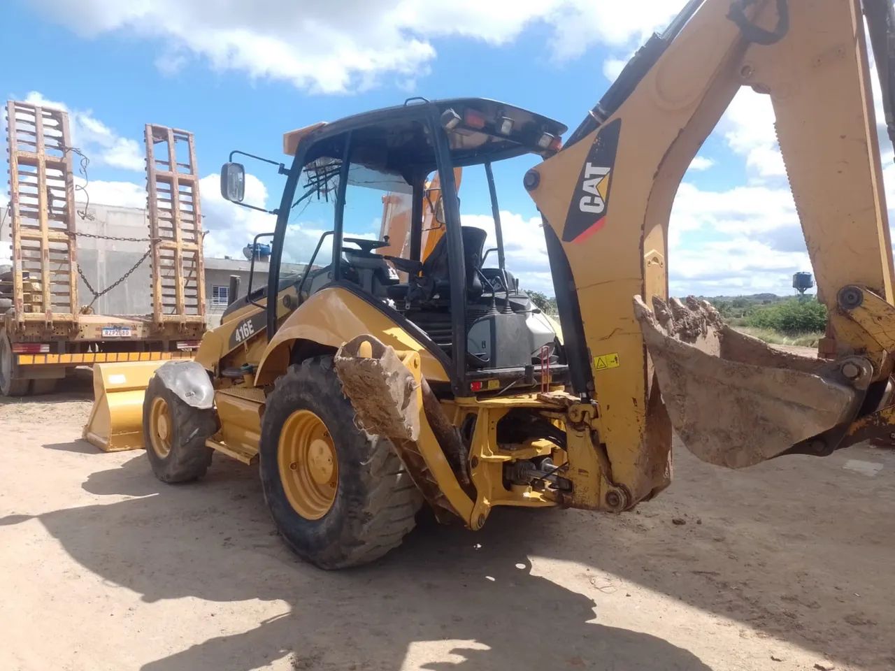 Retroescavadeira CATERPILLAR 416E 4X4. - Foto 5