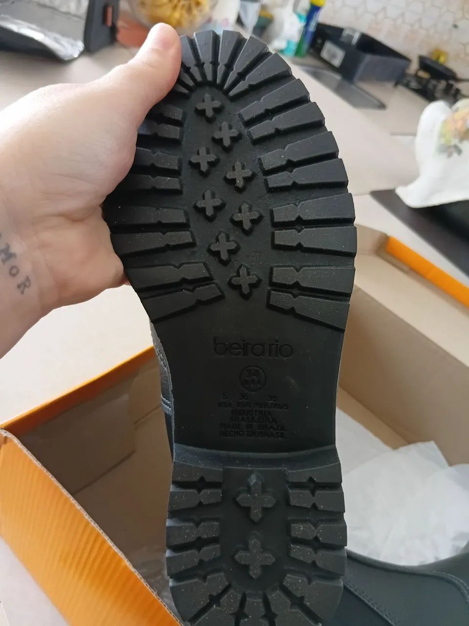 Vendo bota 34 nova sem uso - Foto 4