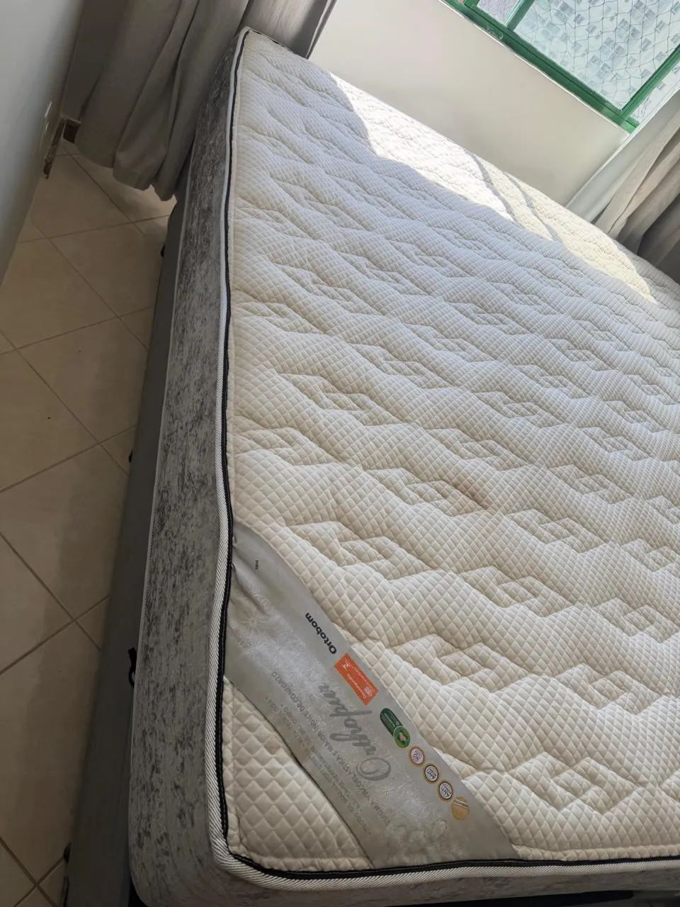 Vendo motivo mudança cama casal nova! - Foto 4