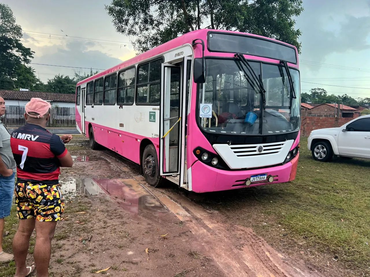 Onibus urbano COMIL SVELTO 2009
