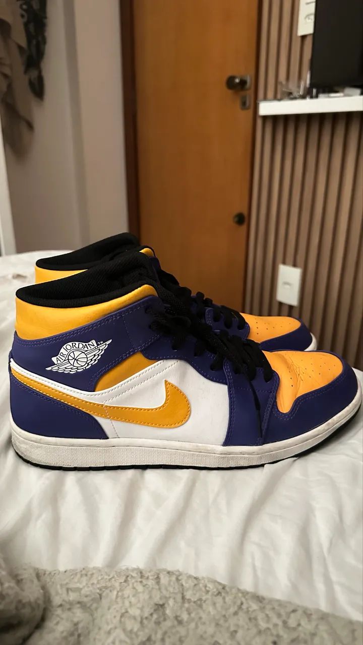 Air Jordan 1 Mid ?Lakers? - Foto 3