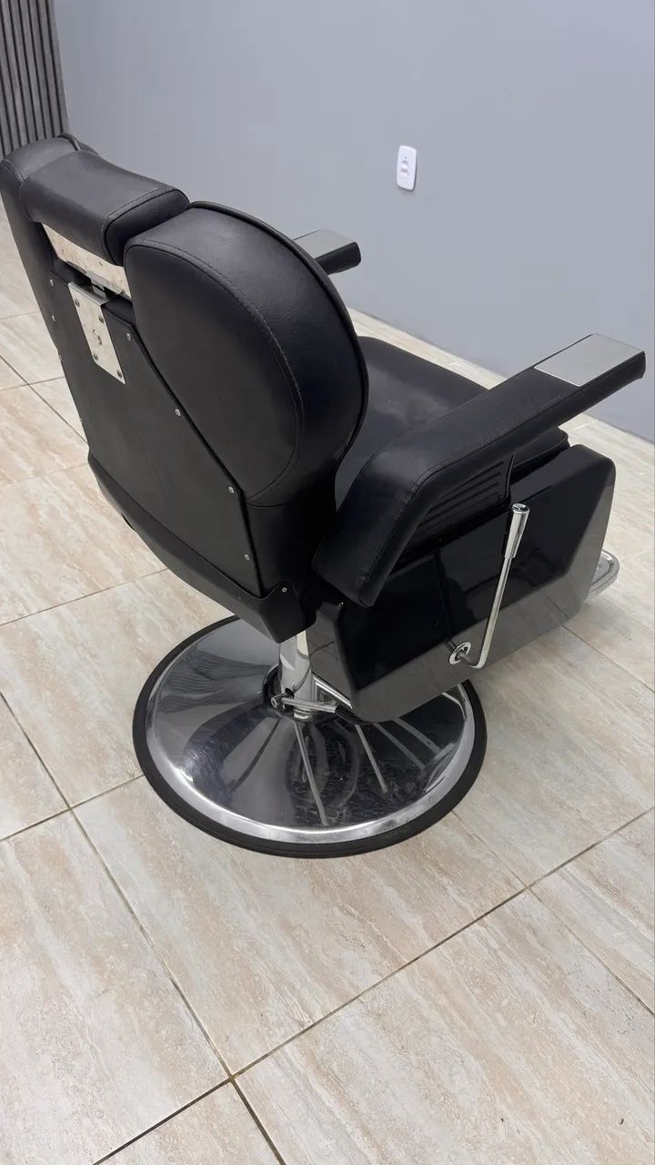 Cadeira de barbeiro nova  - Foto 3