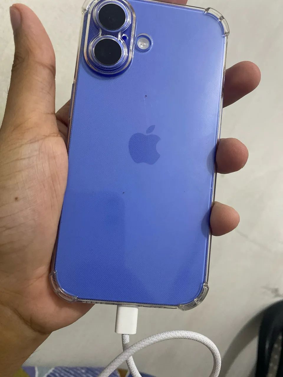 Vendo Iphone16 com menos de um ano de uso - Foto 2