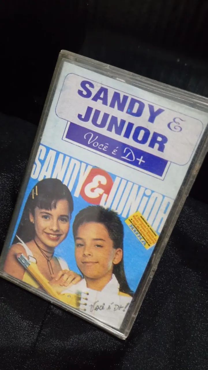 Fita cassete da Sandy e junior anos 90