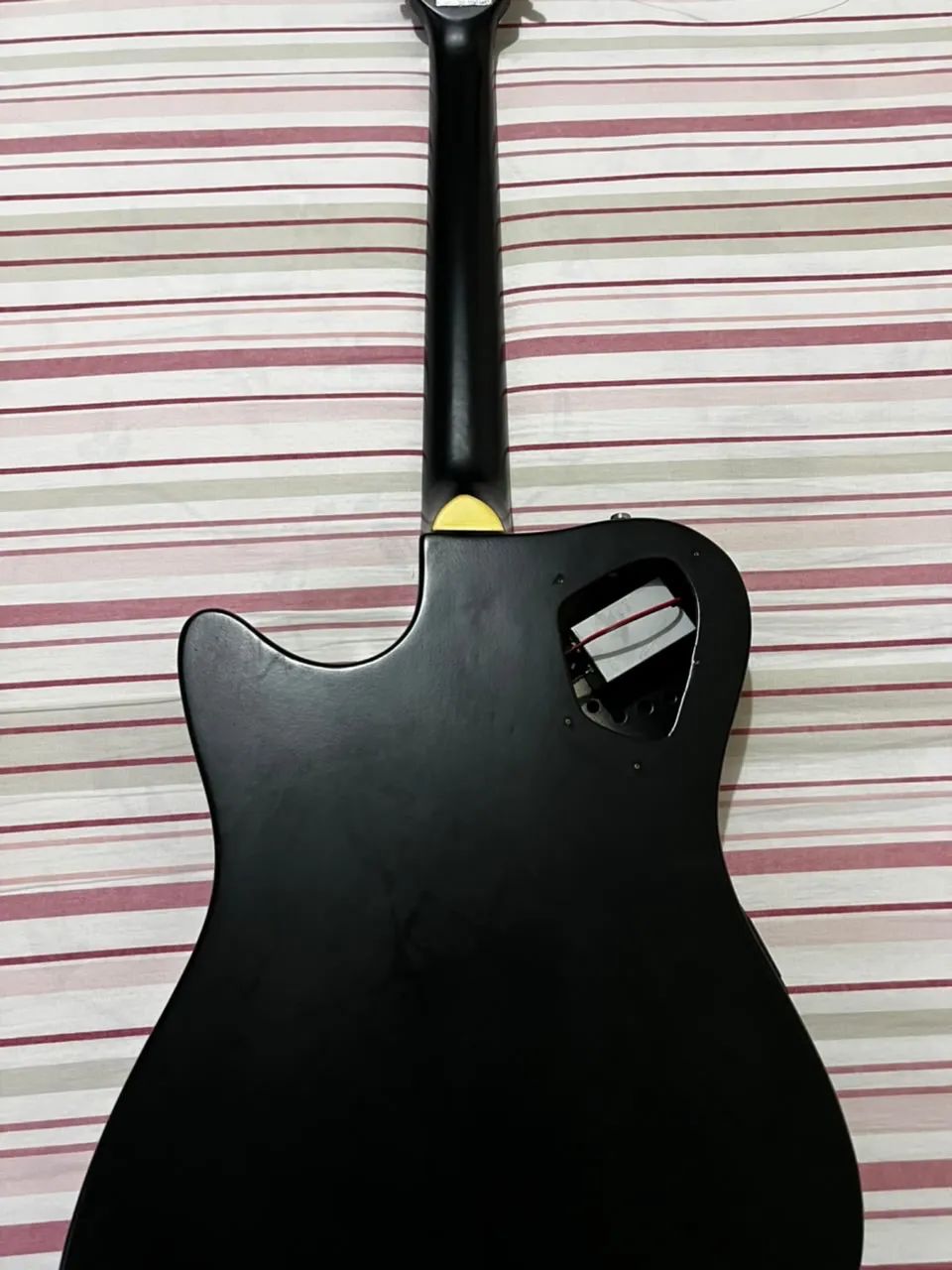 Violão elétrico