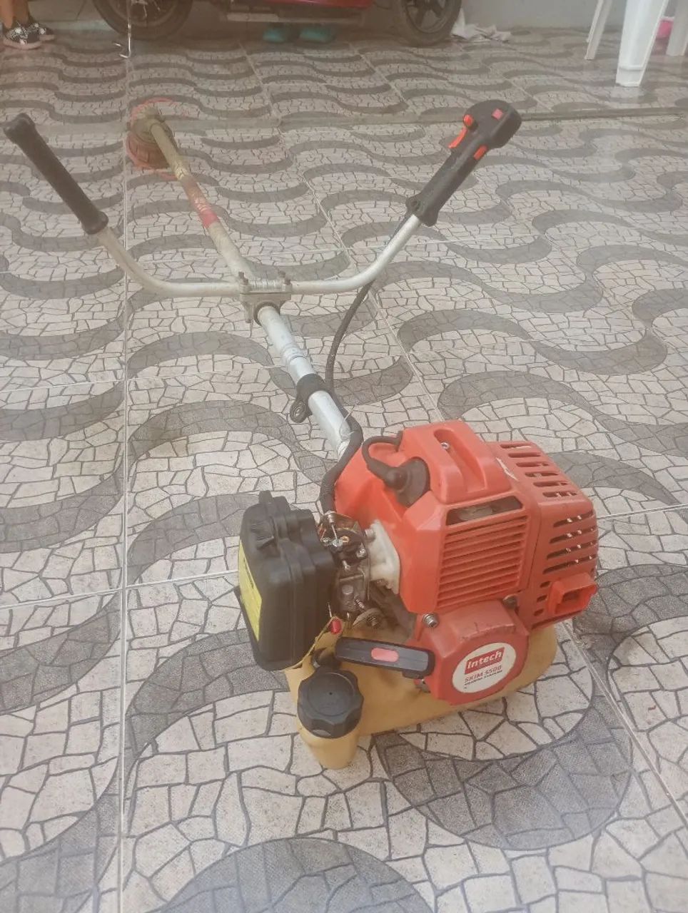 Estou vendendo uma Roçadeira.  - Foto 3