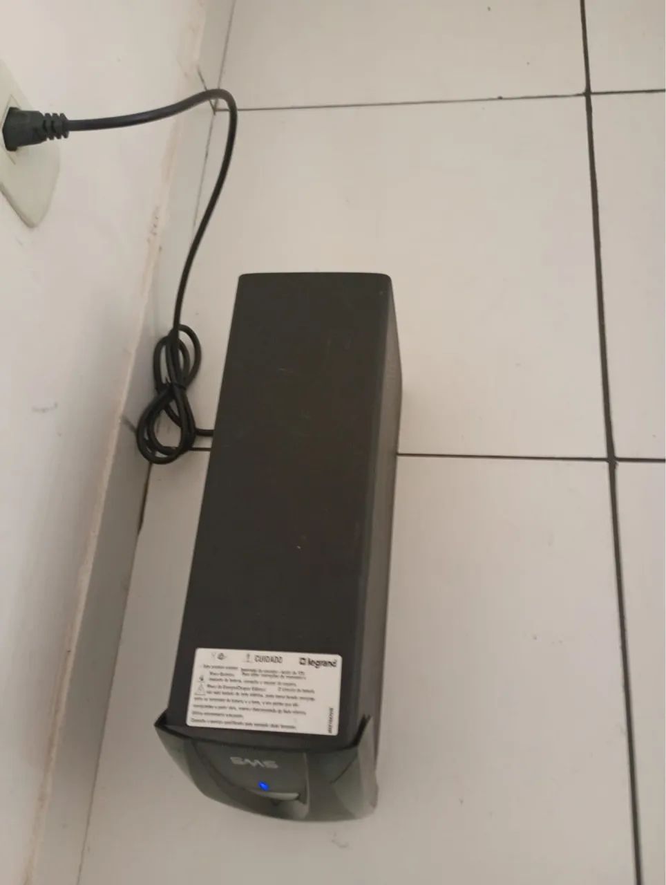 Nobreak 700VA BiVolt - Foto 2