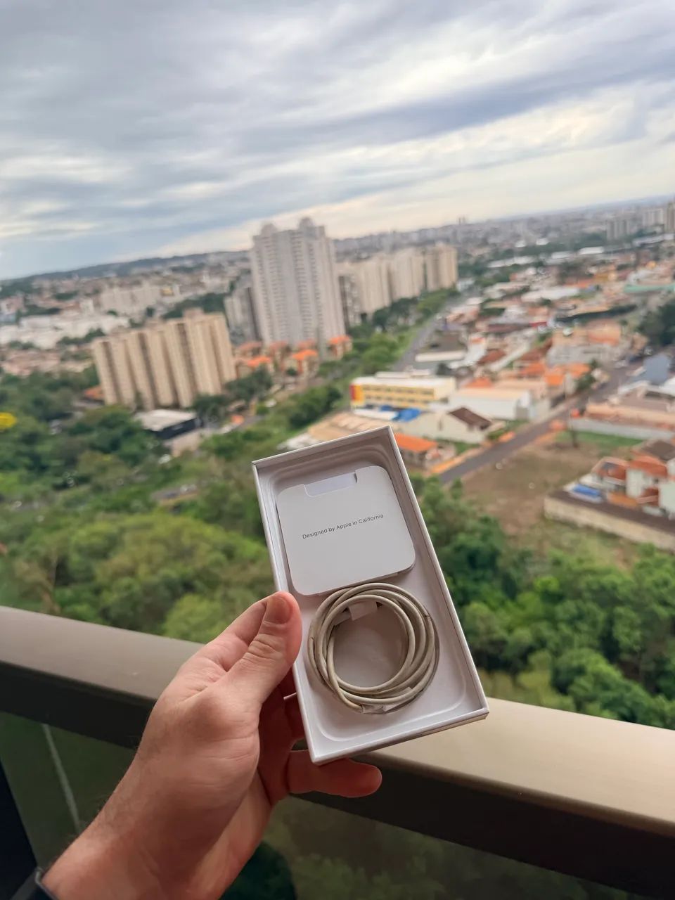 iPhone 14 128GB - Excelente Estado + Caixa e Cabo