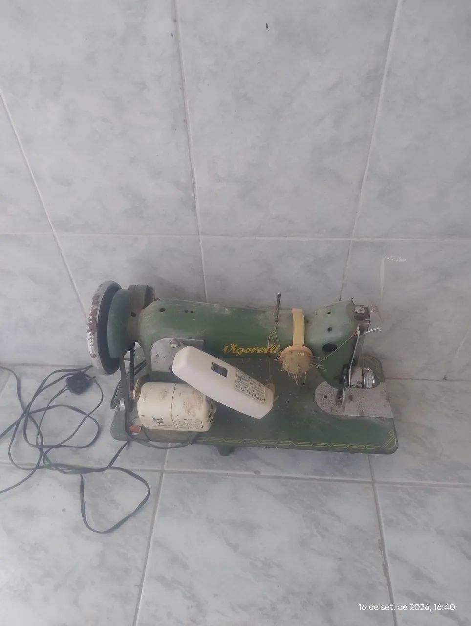 Máquinas de costura antigas  - Foto 3