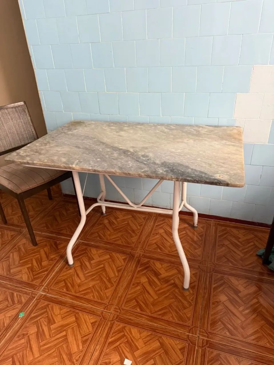 MESA DE MÁRMORE