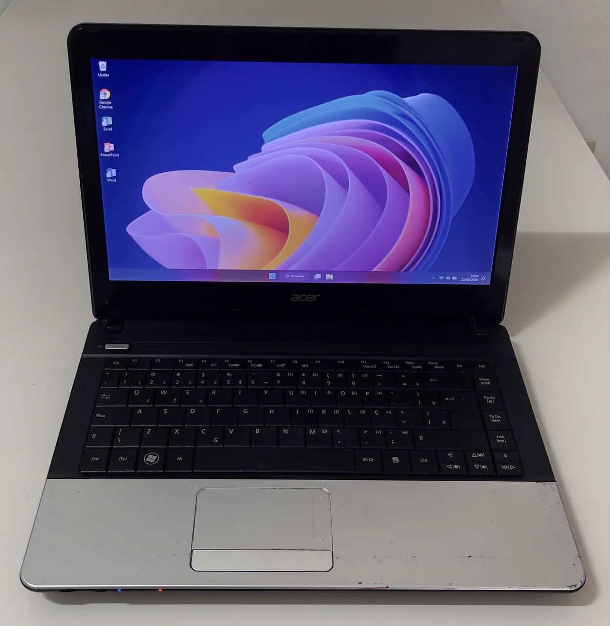 NOTEBOOK ACER I3 8RAM SSD EXCELENTE PARA ESTUDOS E TRABALHO  - Foto 2