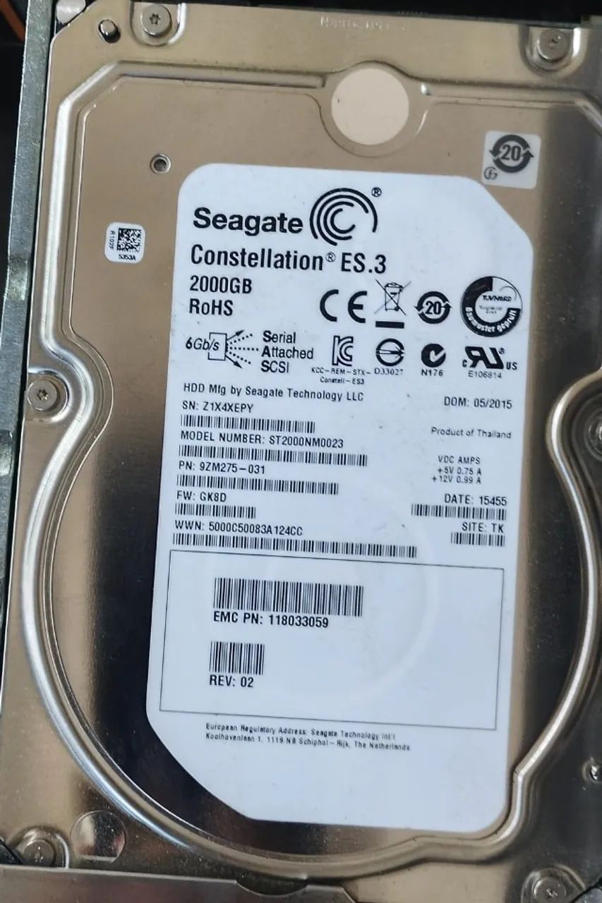  Seagate SAS 2000gb pn: 9ZM275-031