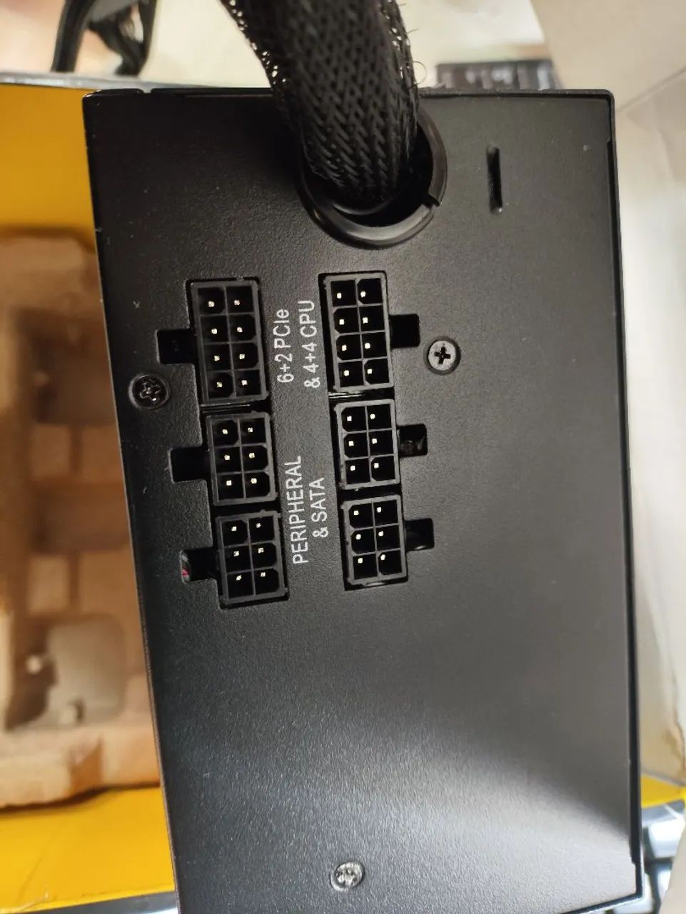 Fonte Corsair cx750M semi modular (defeito) - Foto 3