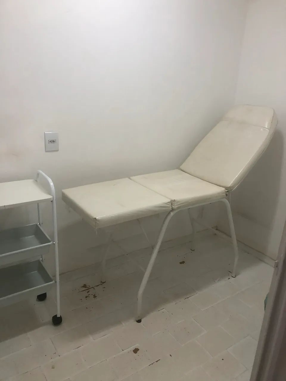 Conjunto de Lavatório, Cadeira de Cabeleireiro e Maca de salão de beleza - Foto 5