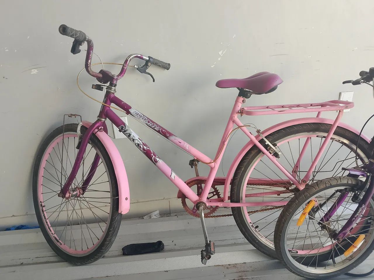 1 bicicleta para adulto e 1 infantil  - Foto 2