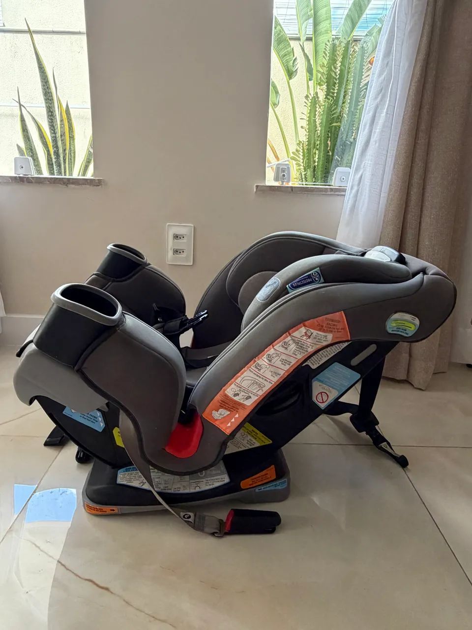 Cadeirinha Graco Extend2fit Excelente estado - Foto 4