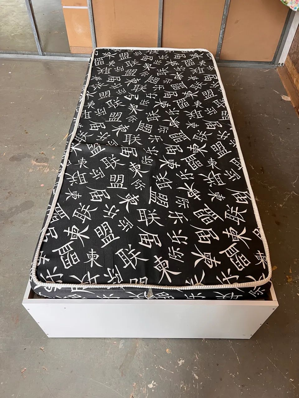 Cama de solteiro  feita em marcenaria  - Foto 3