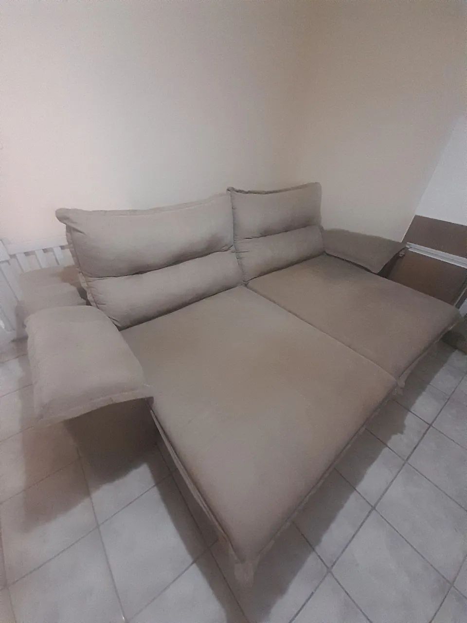 Sofa retratil e reclinavel 