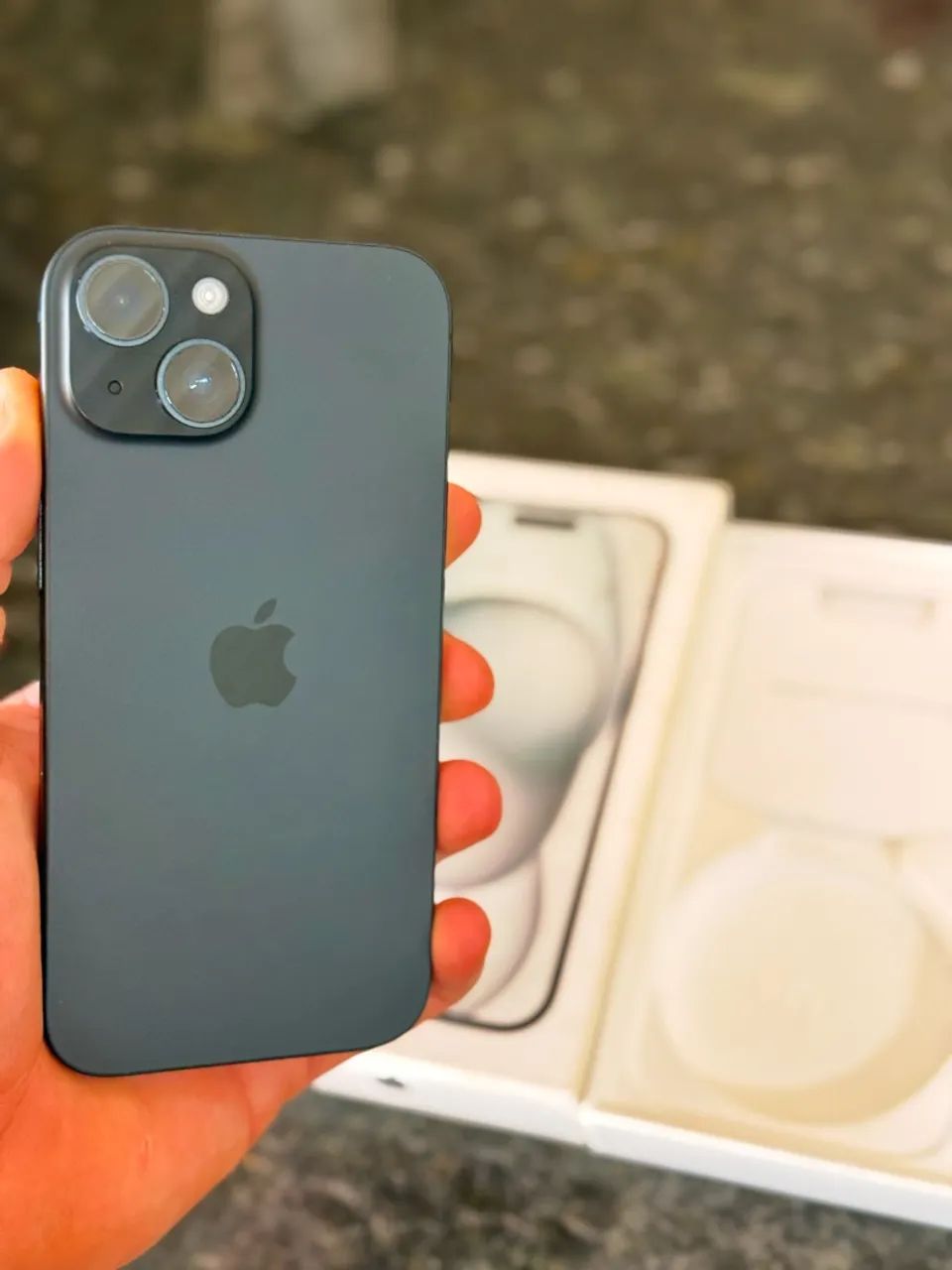 iPhone 15 128gb / Bat 94% ( Ainda na garantia Apple)