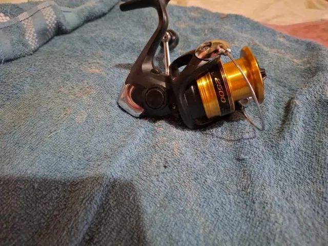 Molinete Shimano Fx 2500 - Original - Foto 2