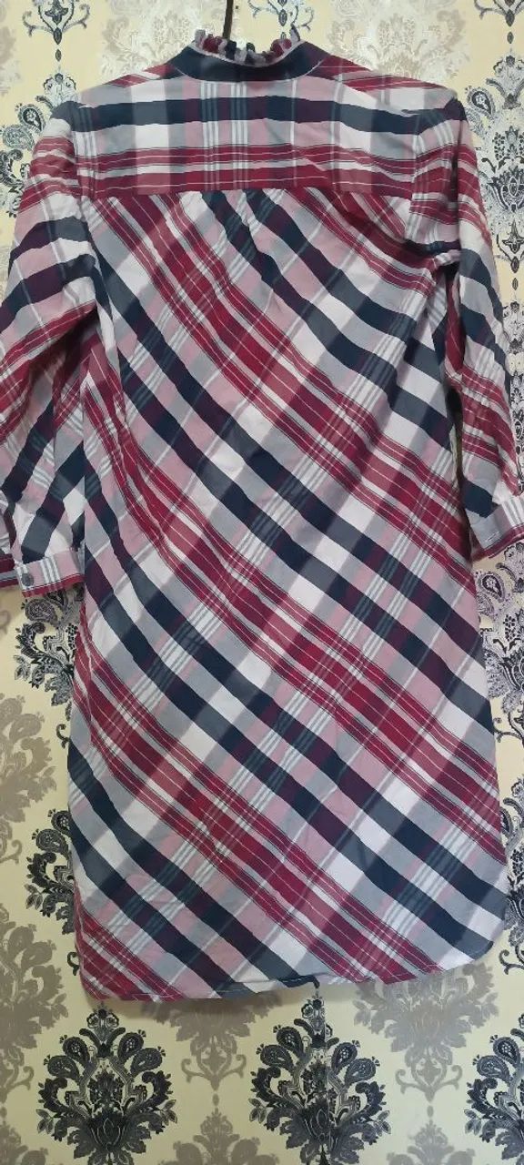 Camisa Tommy Hilfiger tamanho P - Foto 3