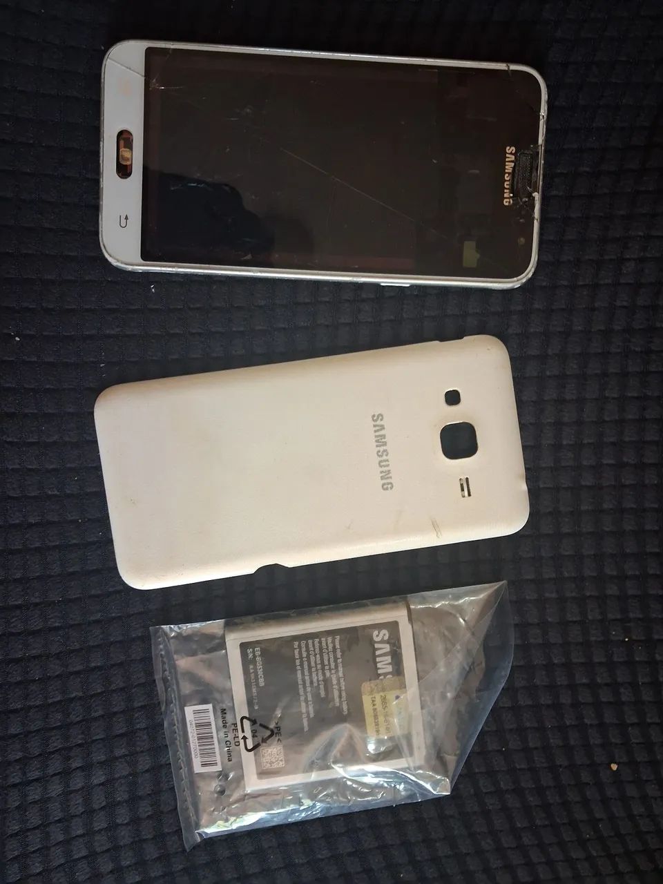 Celular da Samsung Linha J