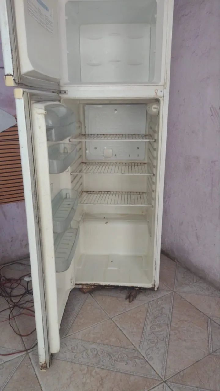 Geladeira duplex Eletrolux  - Foto 2