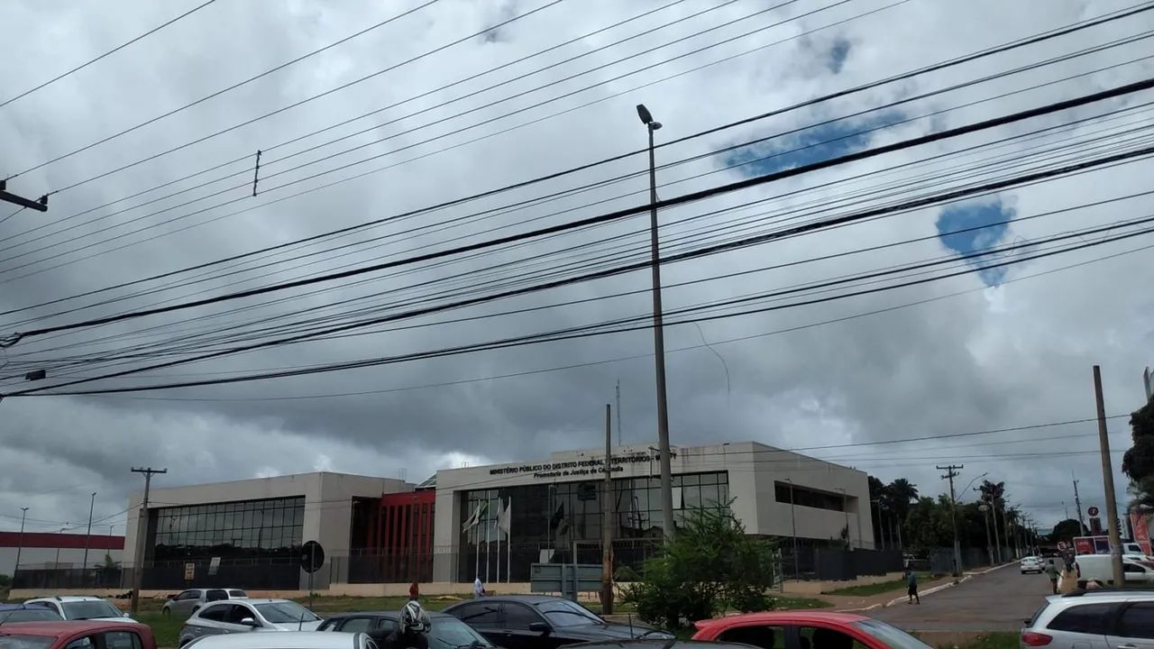 Prédio Comercial QNM 17 Conjunto A na Avenida principal - Foto 3