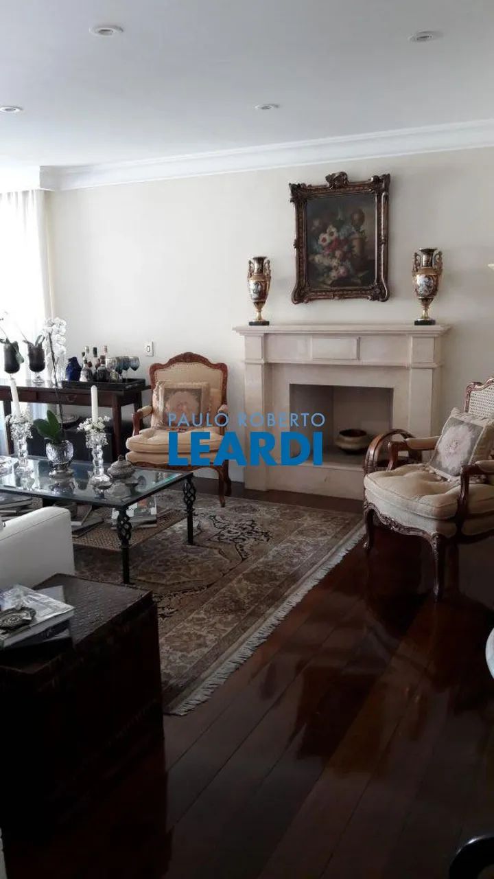 APARTAMENTO - REAL PARQUE - SP