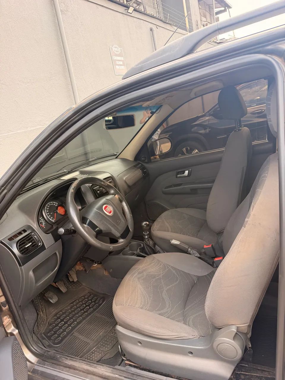 Fiat Strada Working Celeb.1.4 Fire Flex 8V CD 2015 - Foto 4