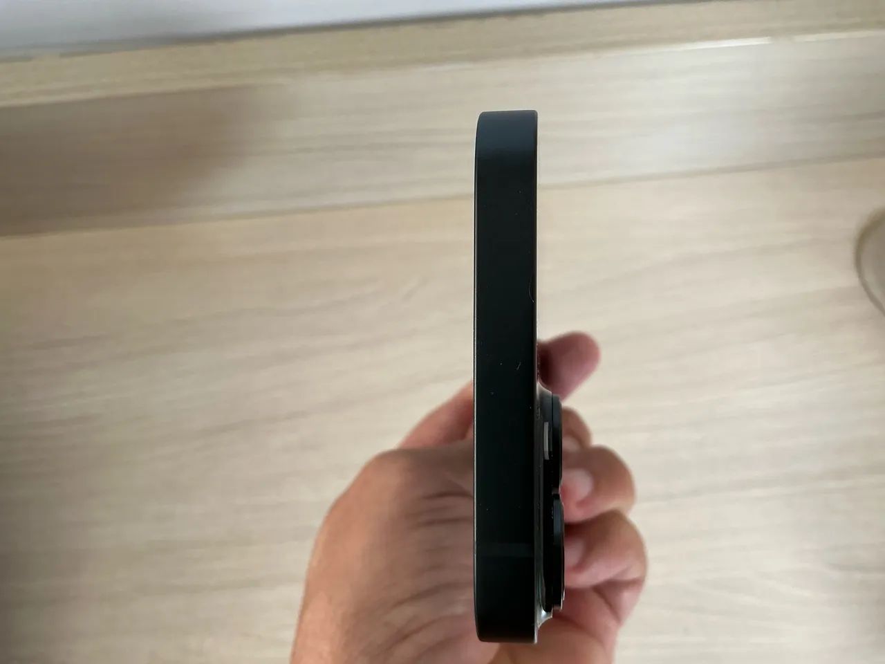 iPhone 14 Normal - Bateria 99% - Foto 2