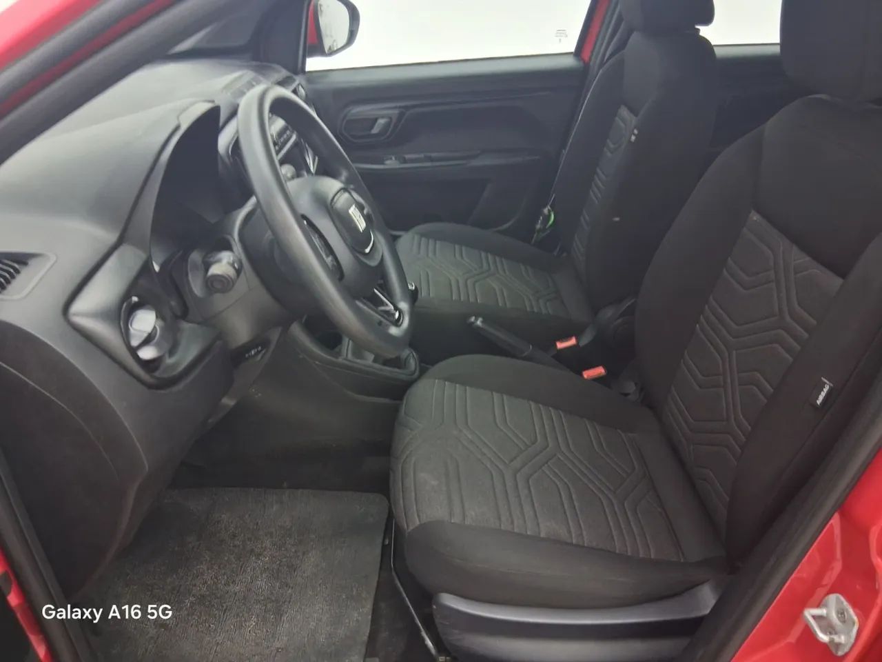 Fiat Strada Freedom 1.3 Flex 8V CD, foto 17 de 18