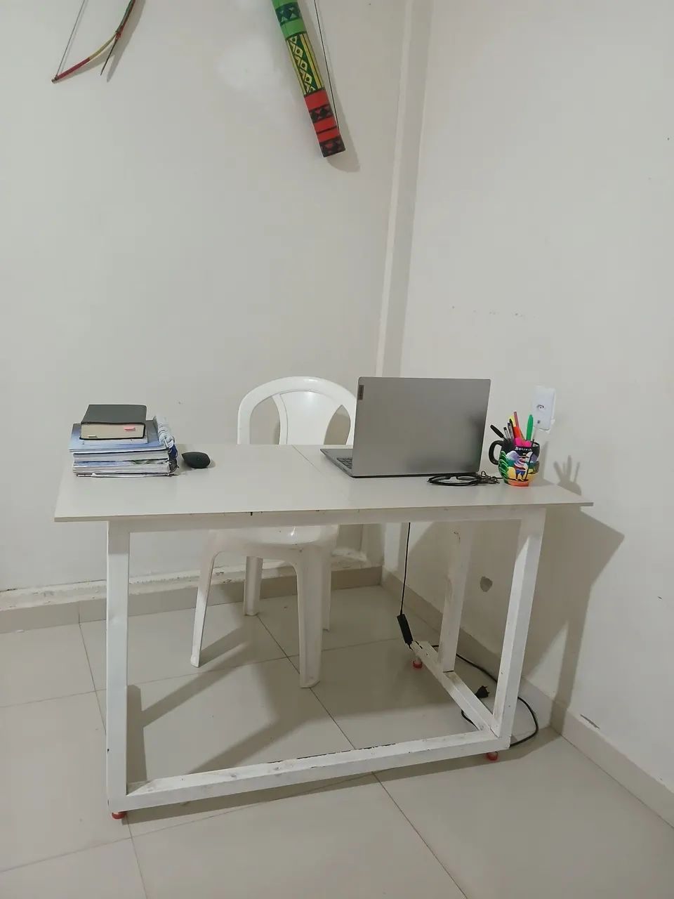 Mesa para estudo de Porcelanato.65576065665665121
