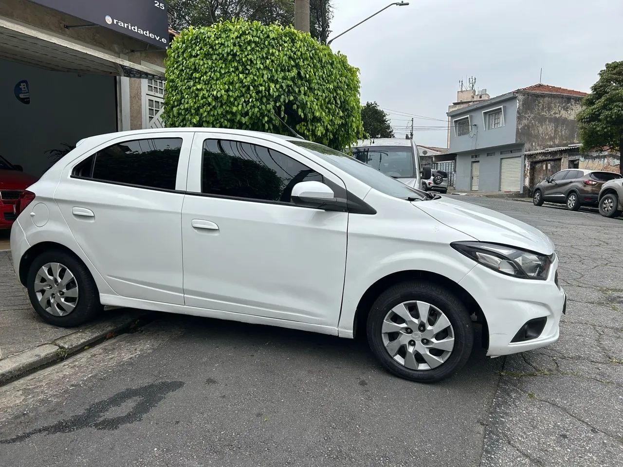 Chevrolet Onix Hatch LT 1.0 8V Flex Mec. 4P, foto 4 de 20