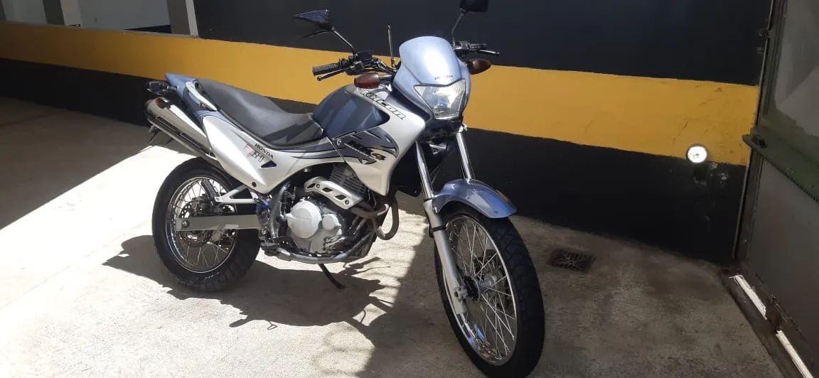 Falcon NX400 2007 - Foto 2