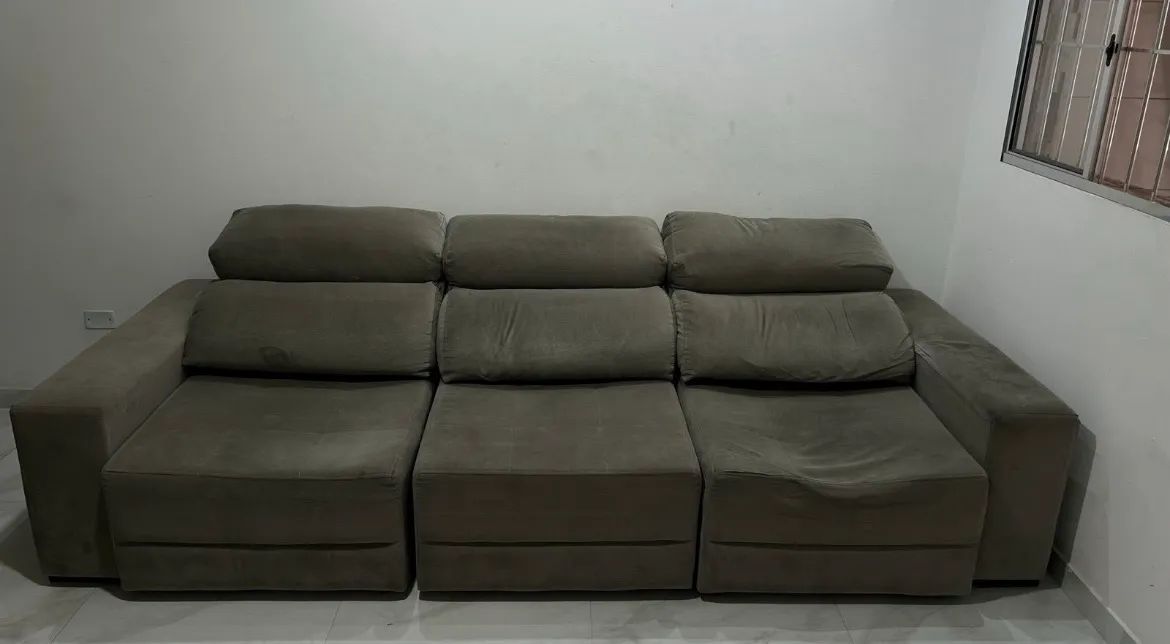 SOFÁ RETRÁTIL E RECLINÁVEL  - Foto 2